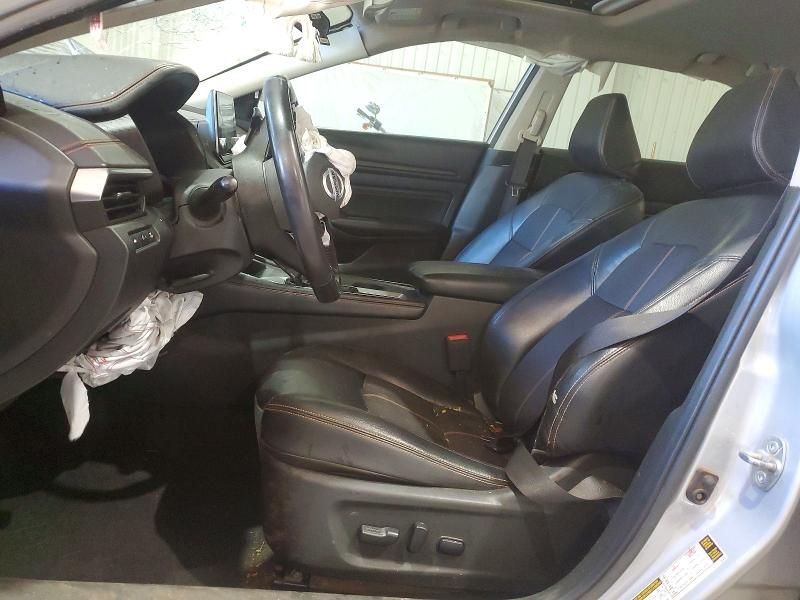 2021 Nissan Altima sr