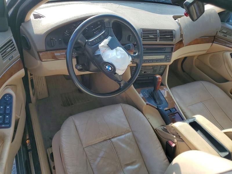 2001 BMW 530 i Automatic