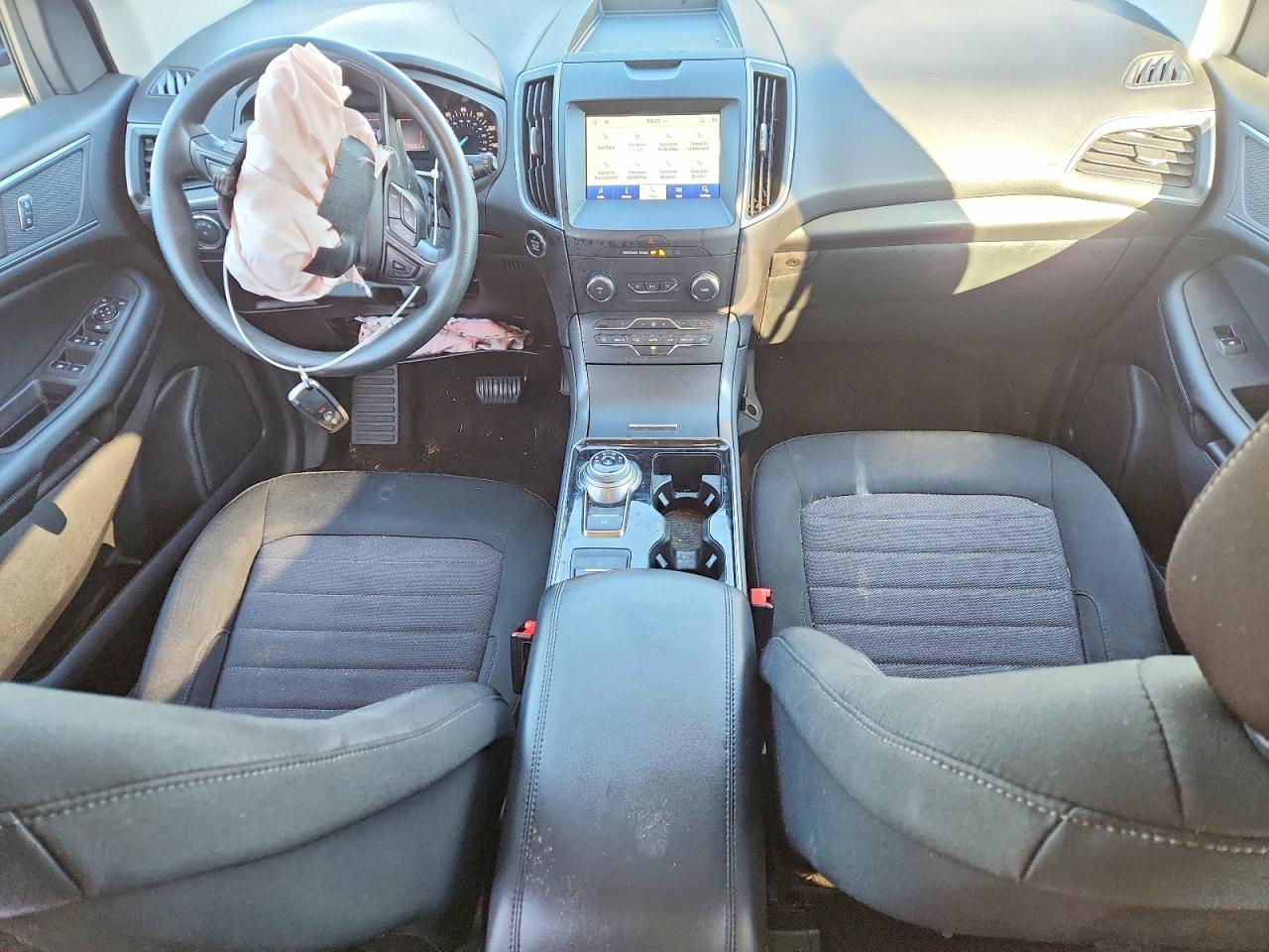 2020 Ford Edge se