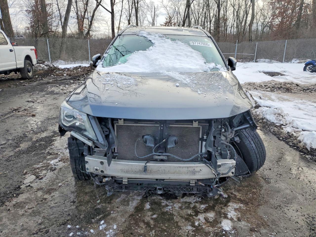 2019 Niss Pathfinder sv