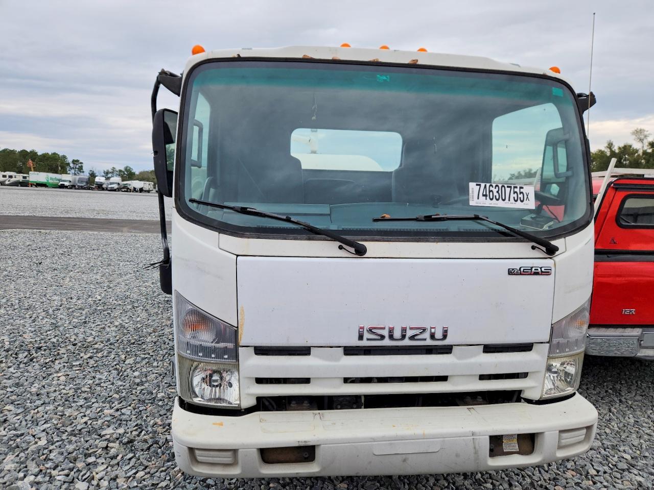 2015 Isuzu NPR HD