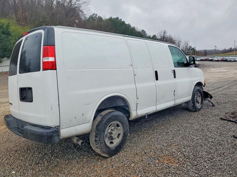 2024 Chevrolet Express G2500