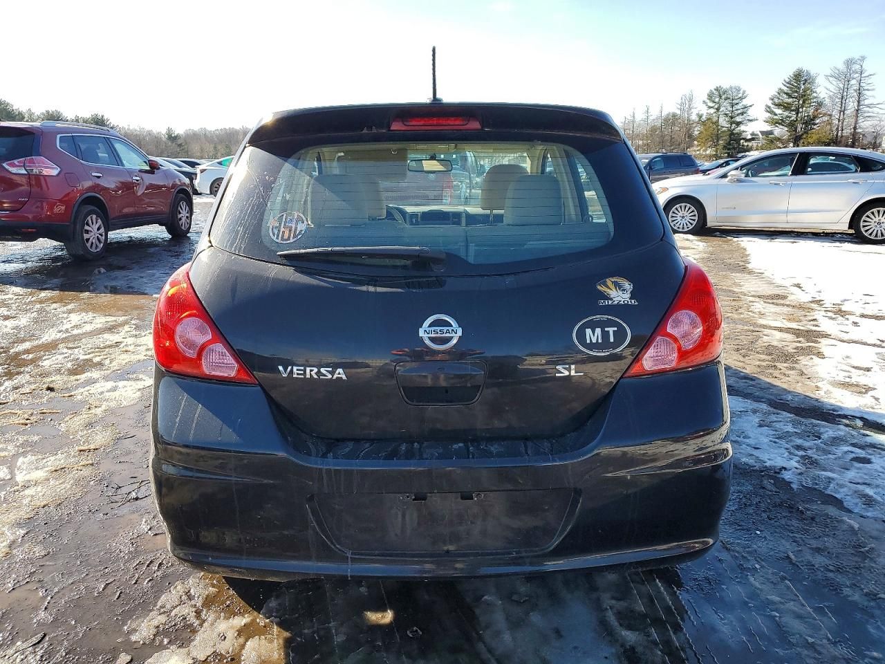 2012 Nissan Versa s