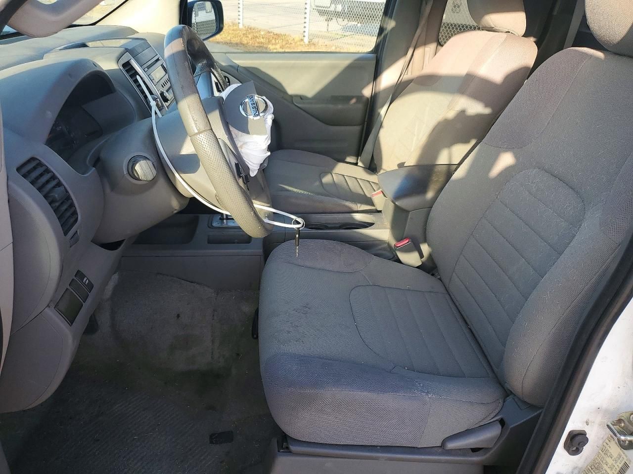 2016 Nissan Frontier s