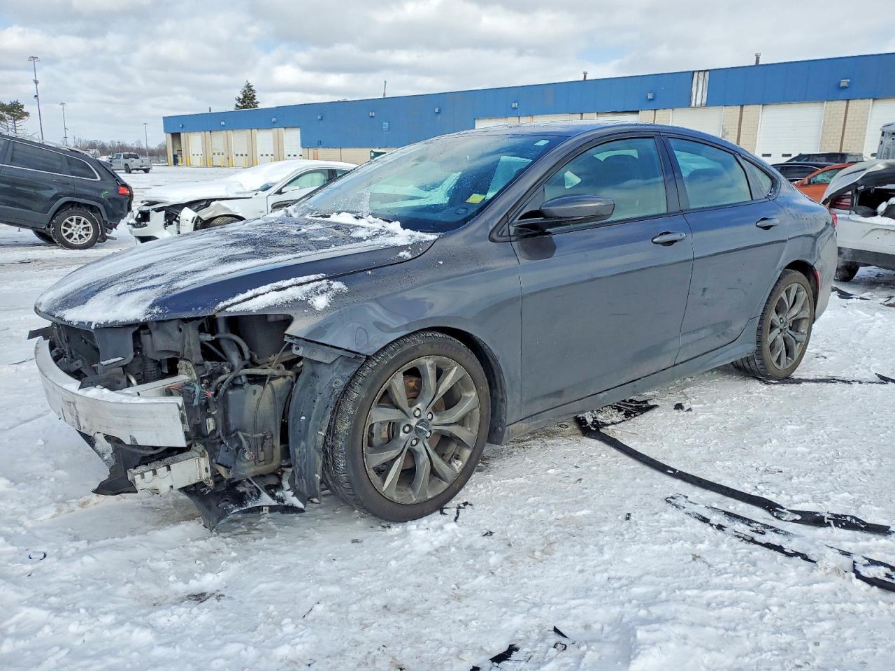 2016 Chrysler 200 s