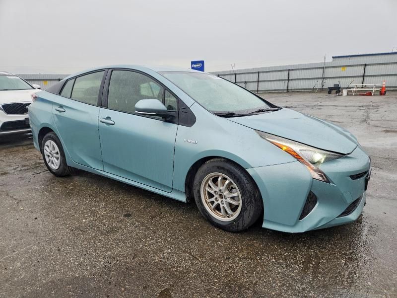 2016 Toyota Prius