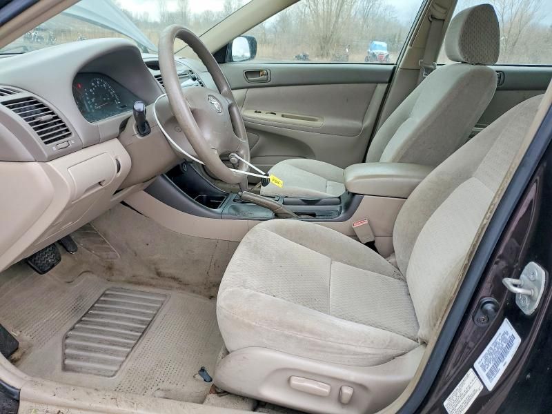 2003 Toyota Camry le