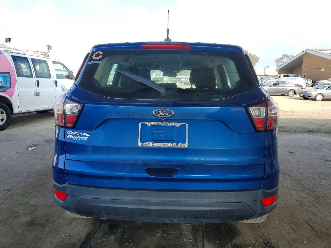 2018 Ford Escape s