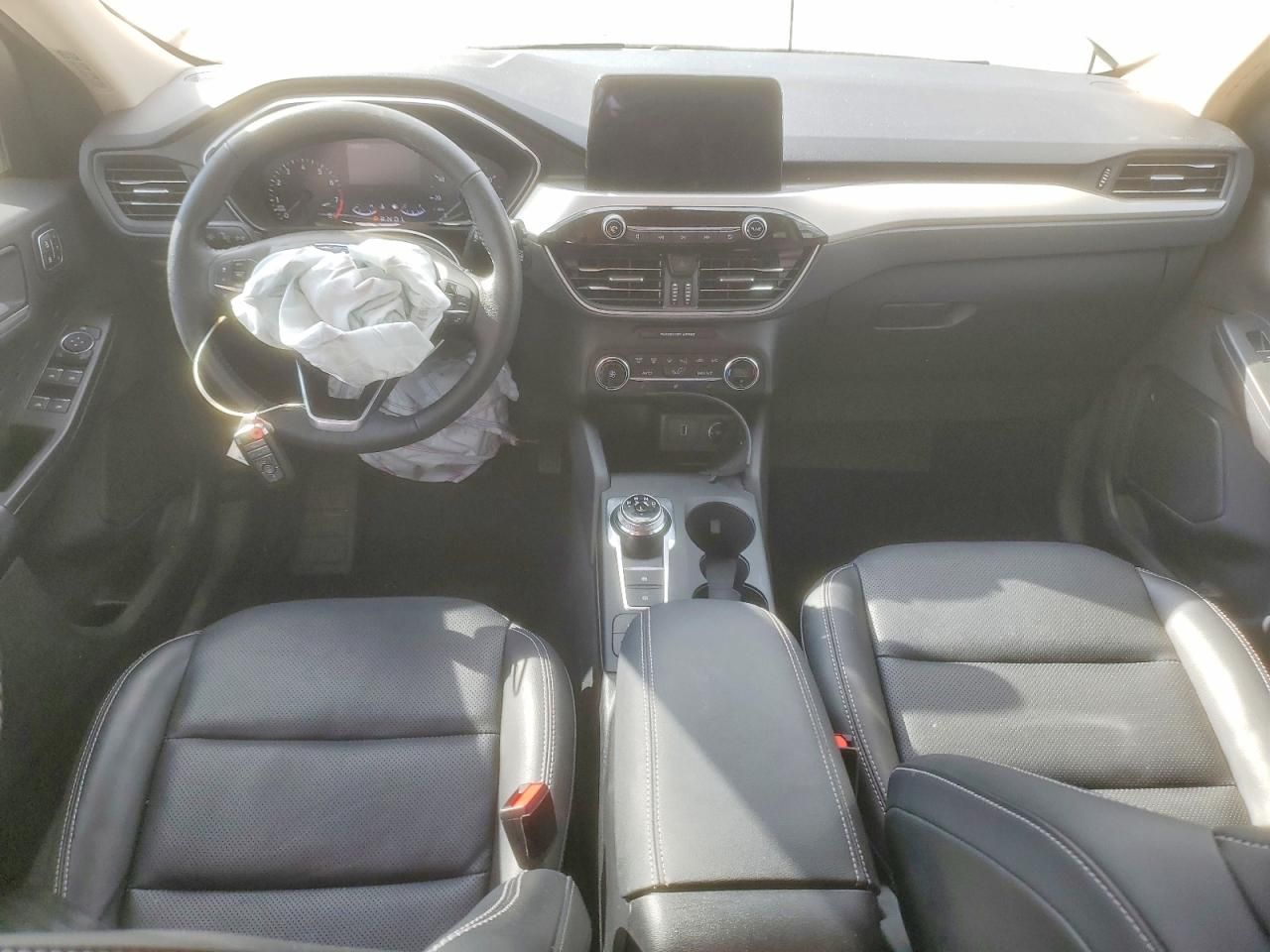 2020 Ford Escape sel