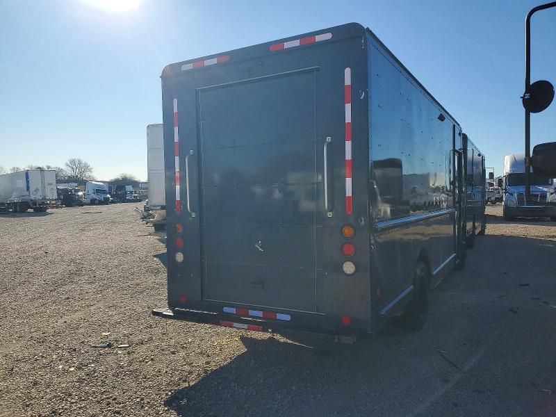 2021 Freightliner Mt 45G Delivery Truck