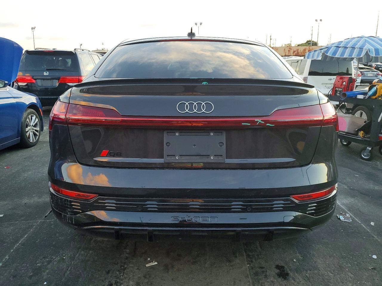 2024 Audi Q8 E-tron Sportback Premium Plus