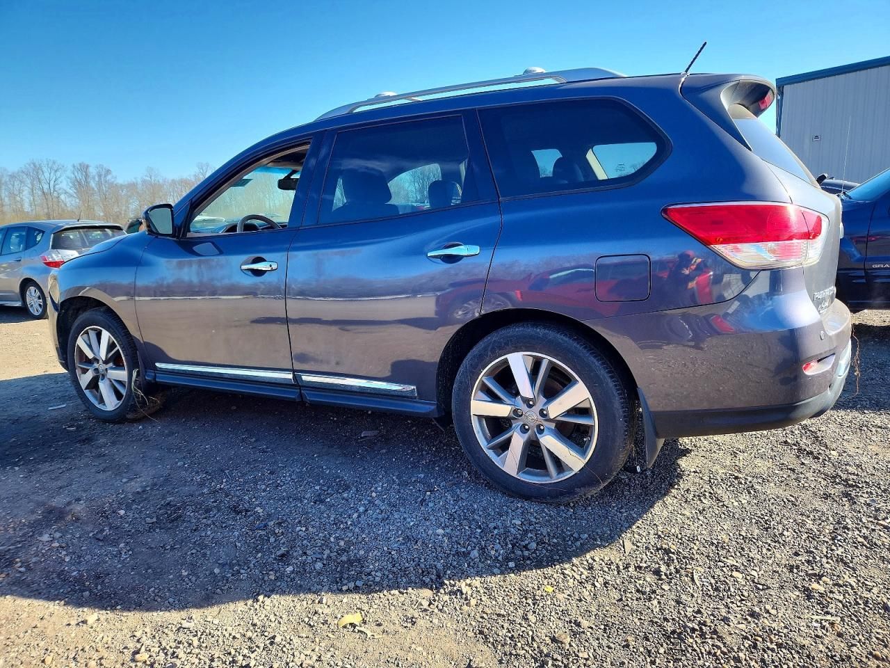 2013 Nissan Pathfinder s