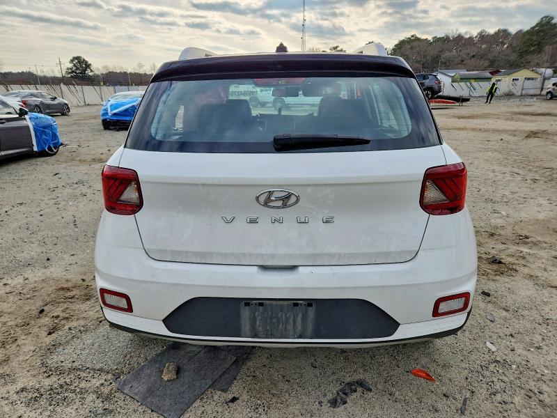 2023 Hyundai Venue sel