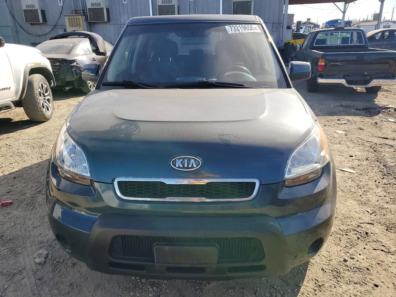2011 KIA Soul +