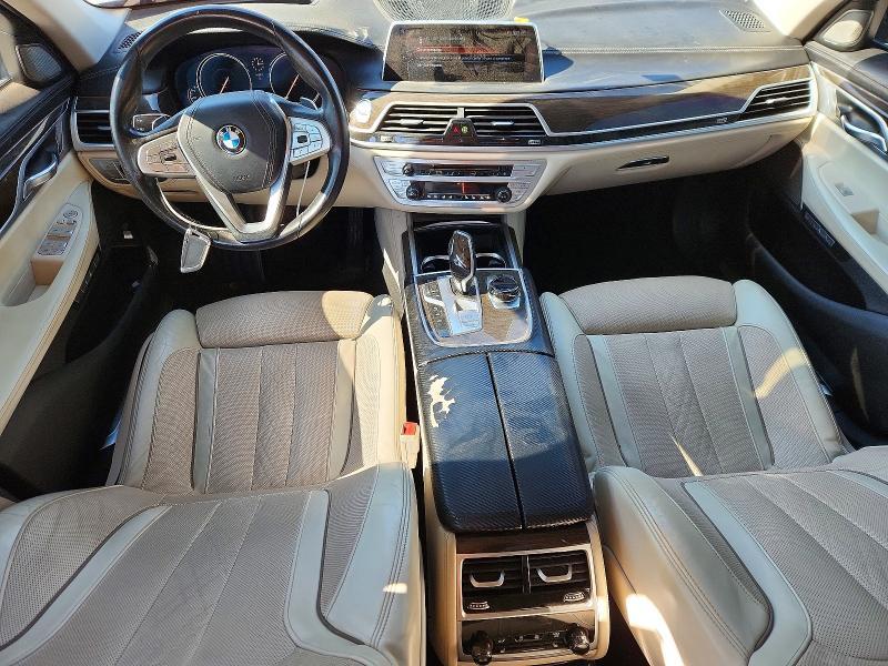 2016 BMW 750 xi