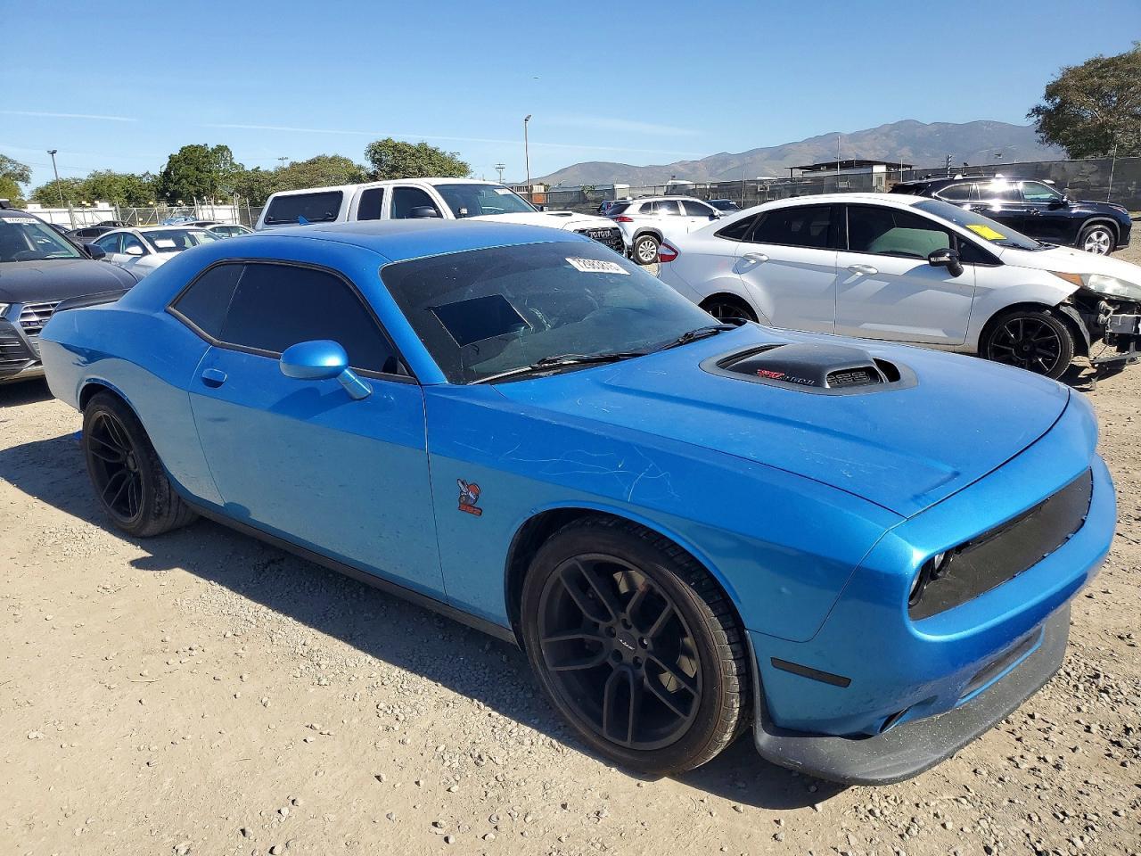 2015 Dodge Challenger r