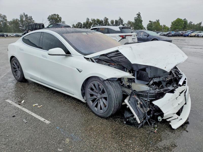 2020 Tesla Model s