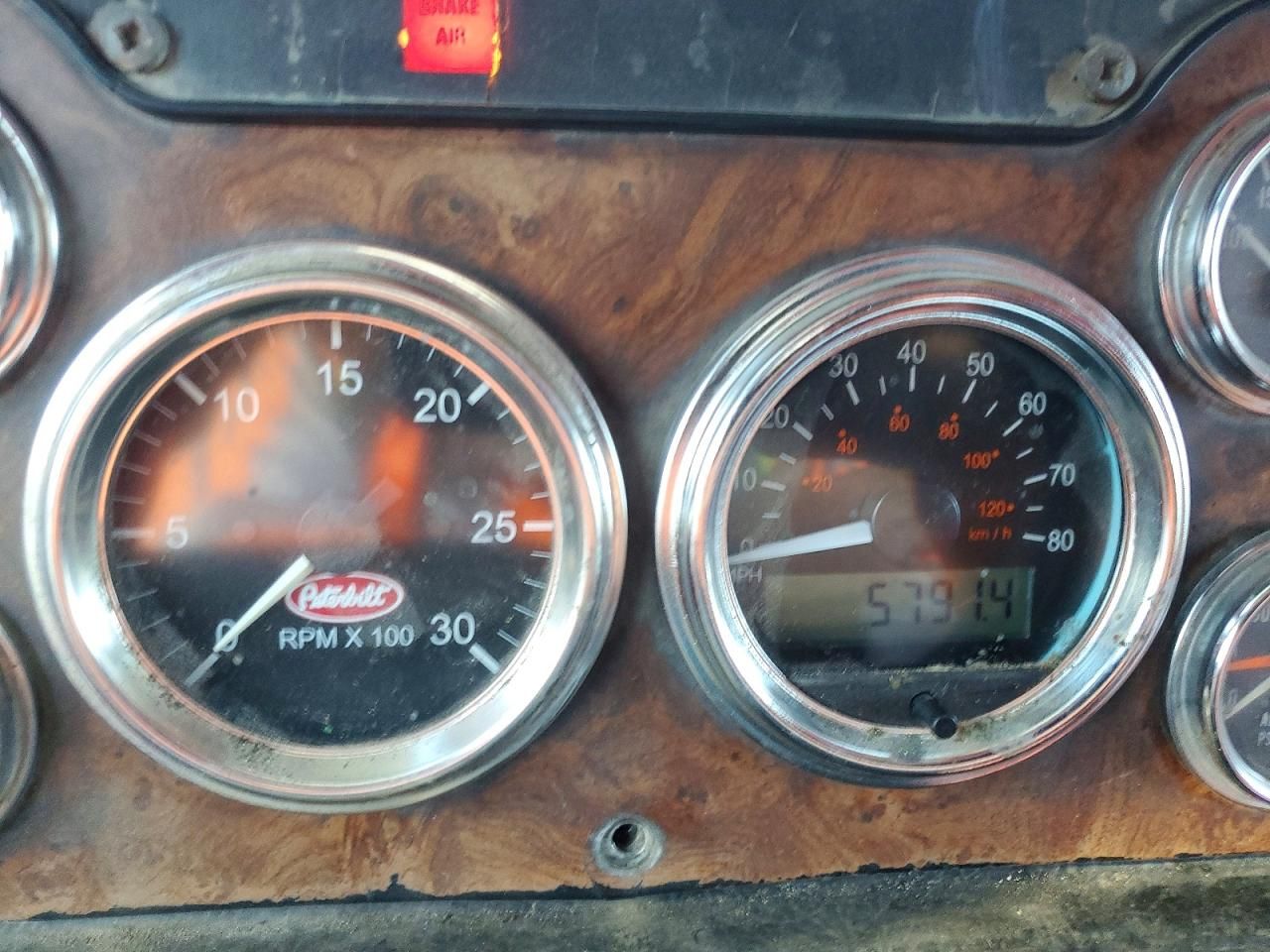 2002 Peterbilt 357 Roll-off Container Truck