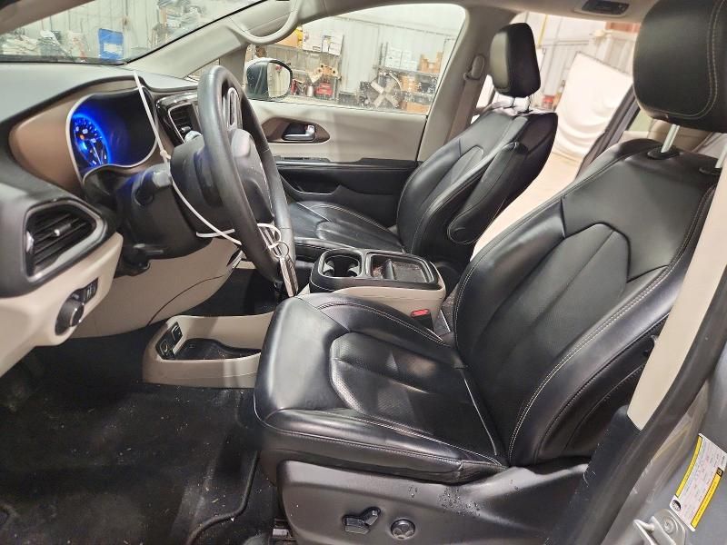 2020 Chrysler Voyager lxi