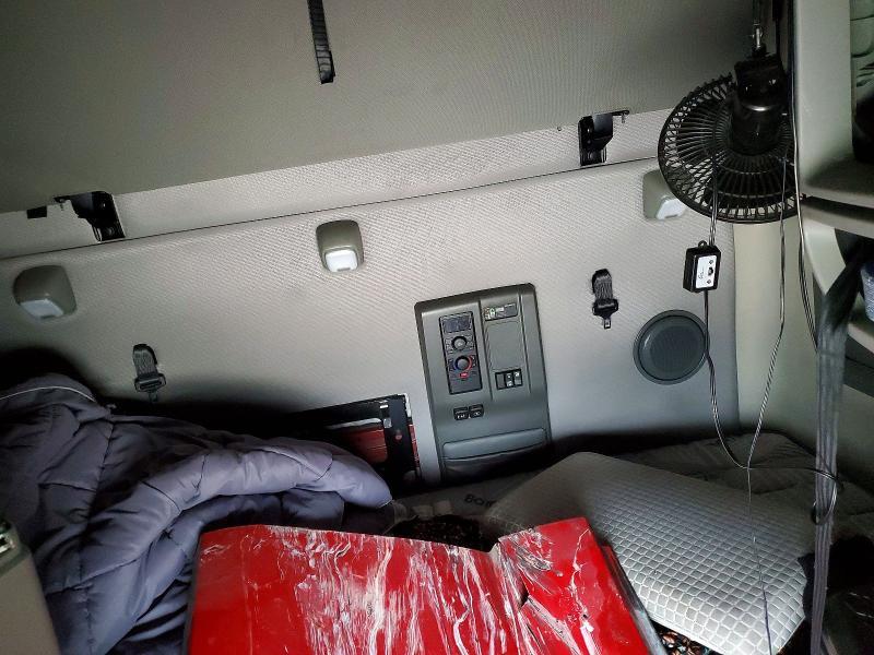 2021 Volvo VN VNL-Semi Truck