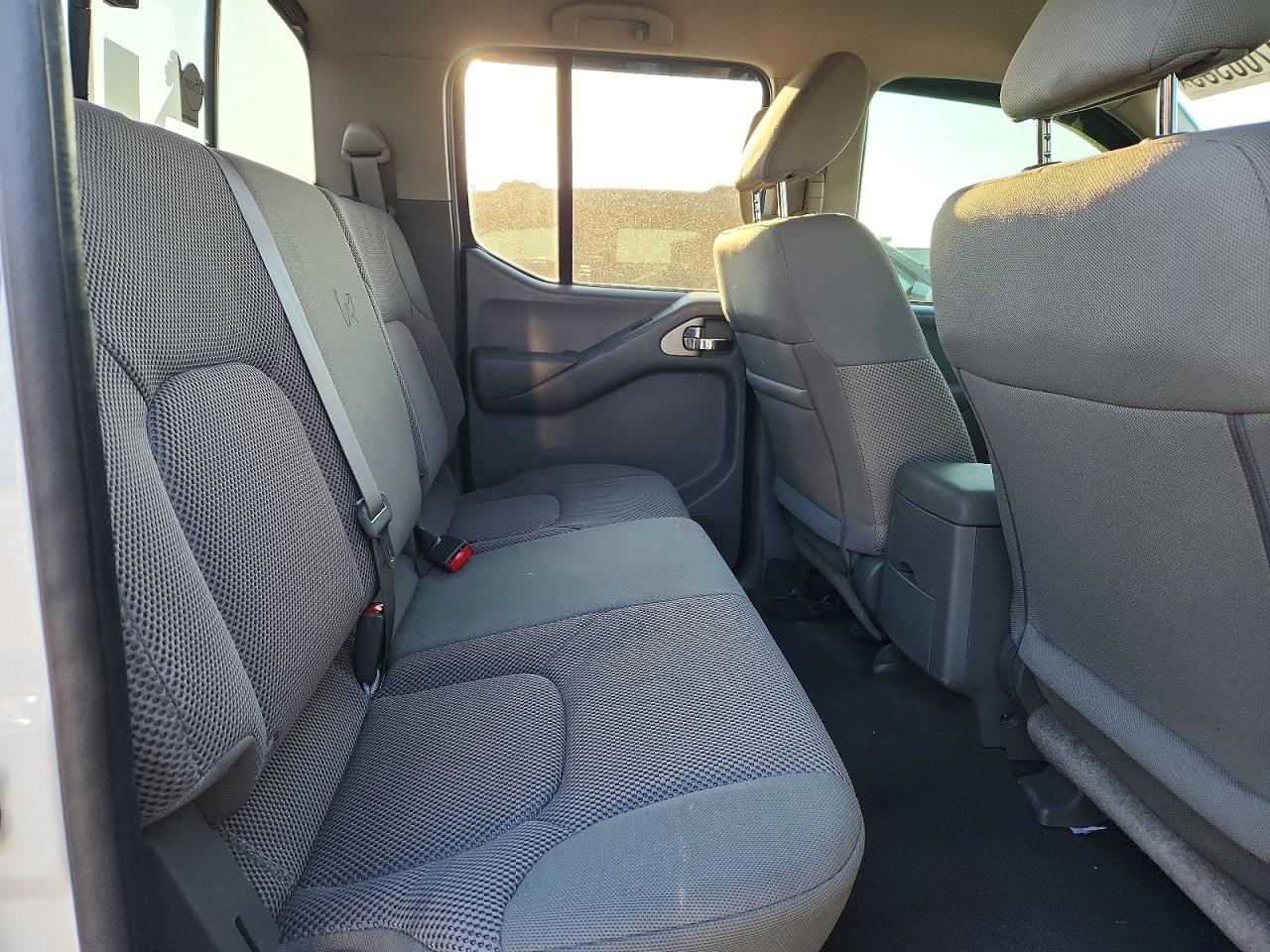 2020 Nissan Frontier sv
