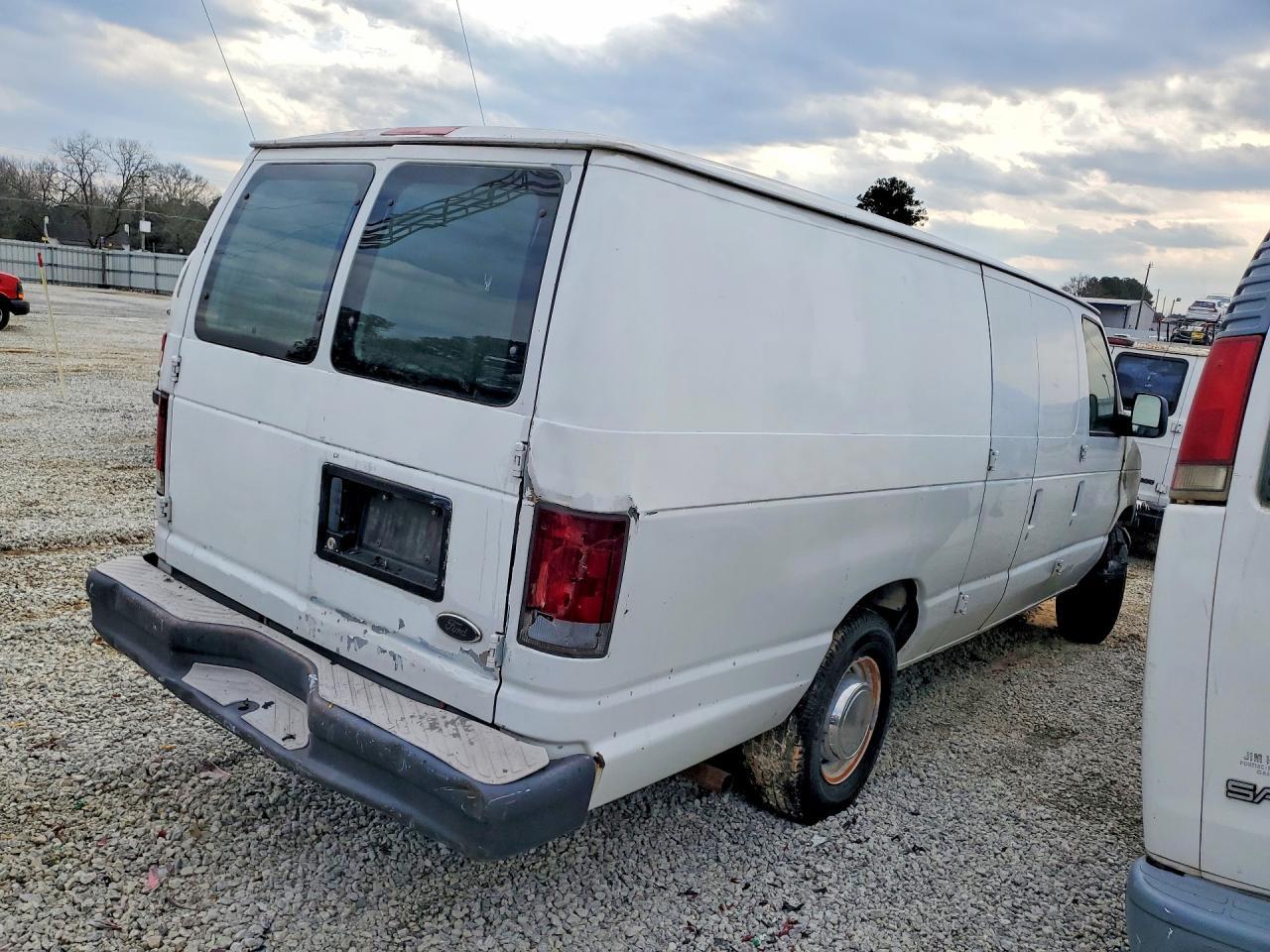 2004 Ford E250 Delivery Van