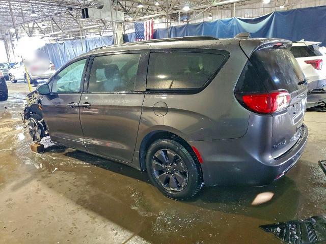 2019 Chrysler Pacifica Hybrid Limited