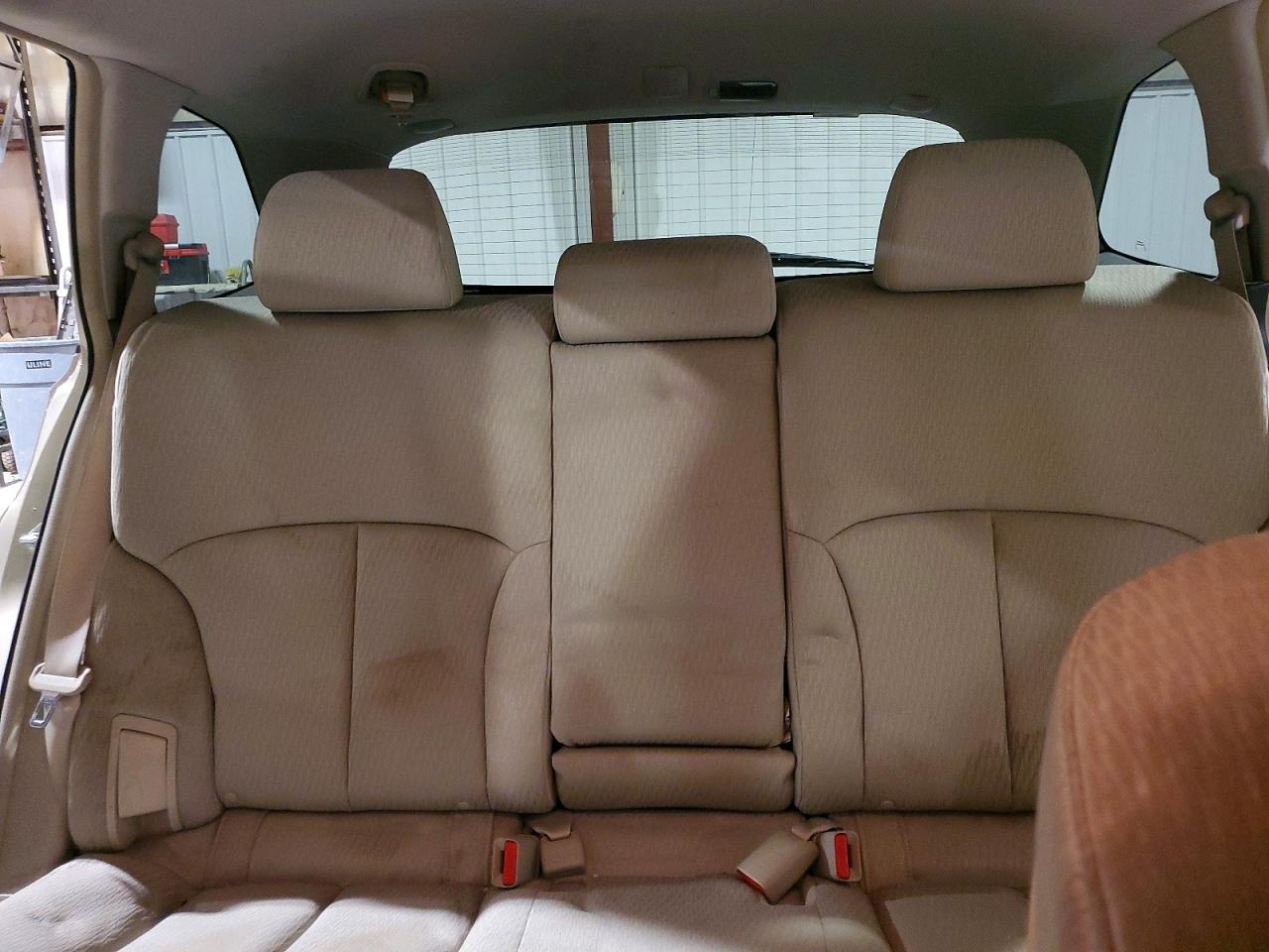2010 Subaru Outback 2.5i Premium