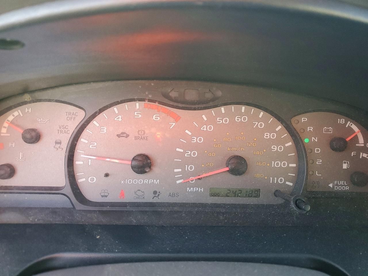 2001 Toyota Sequoia SR5