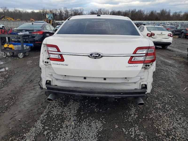 2016 Ford Taurus Limited