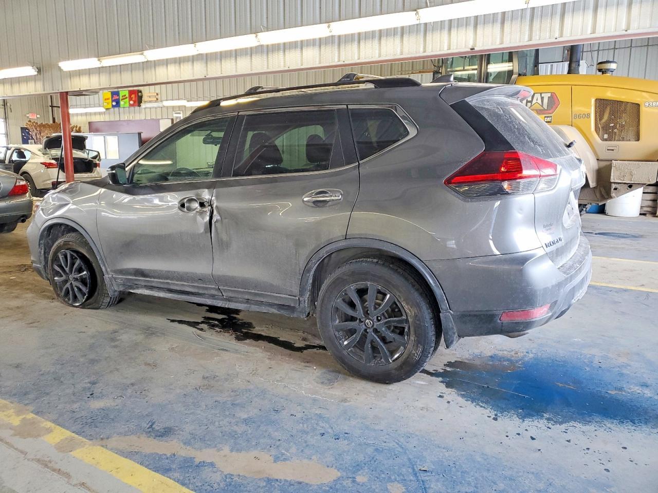 2018 Niss Rogue sv