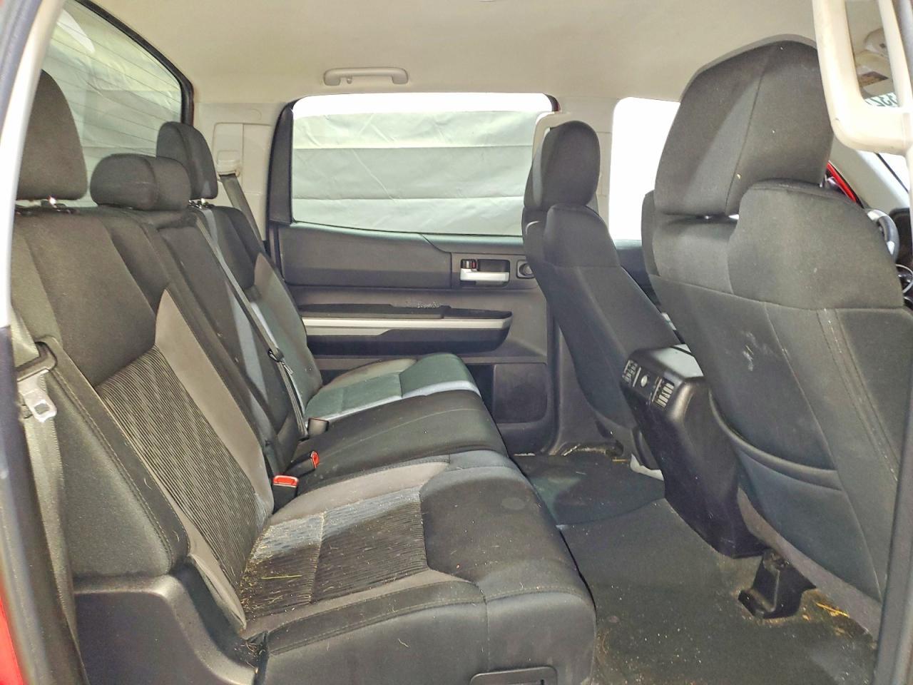 2016 Toyota Tundra Crewmax SR5