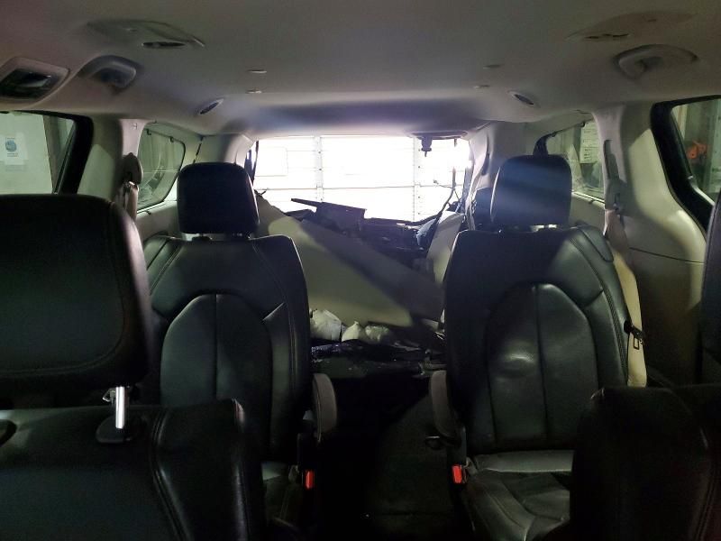 2018 Chrysler Pacifica Touring l