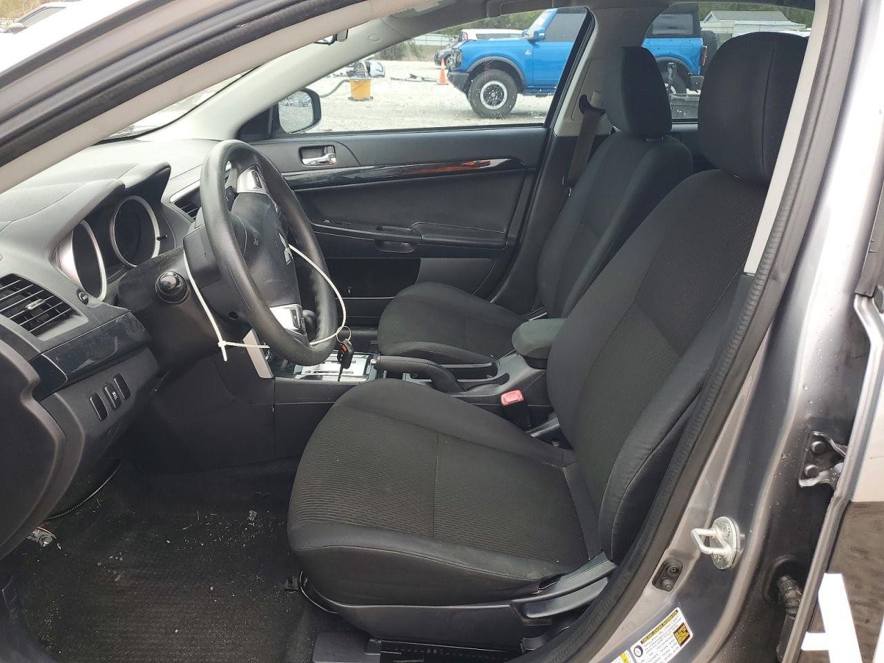 2016 Mitsubishi Lancer es