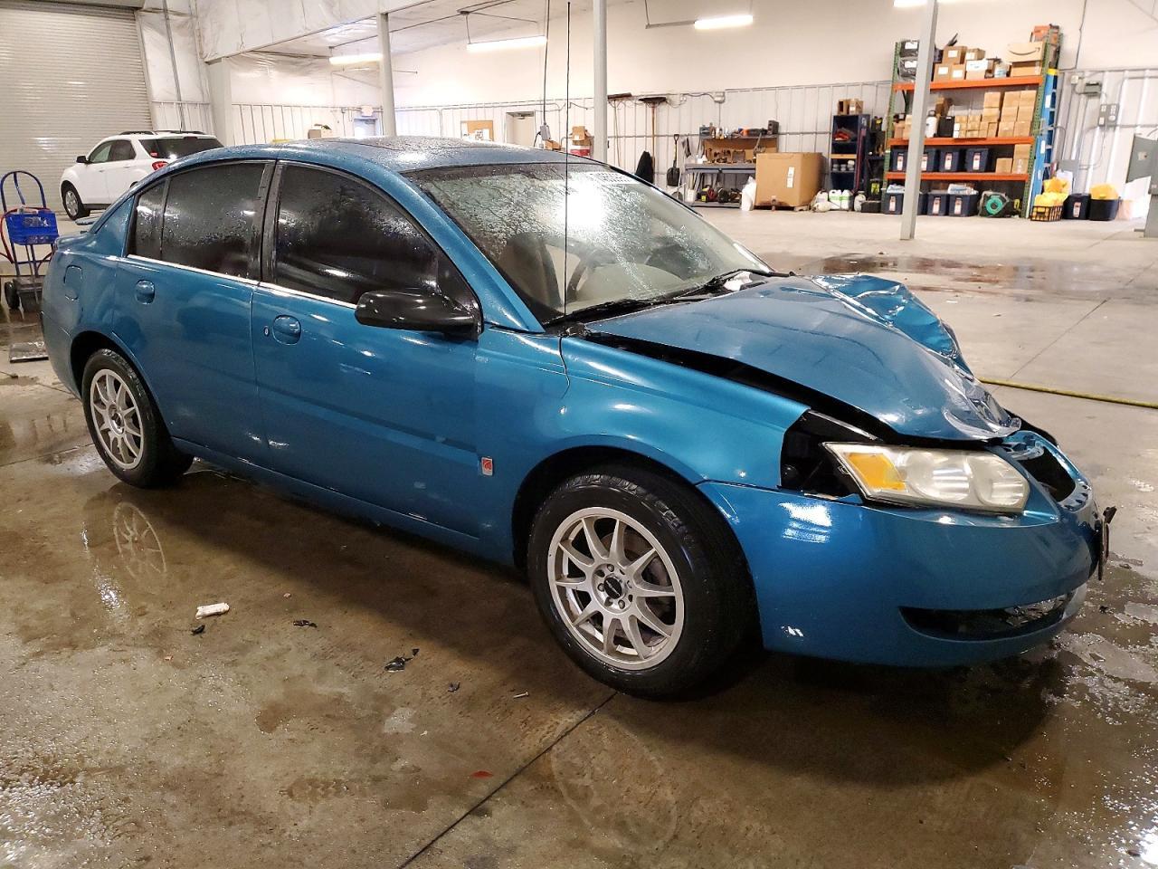2005 Saturn Ion Level 2