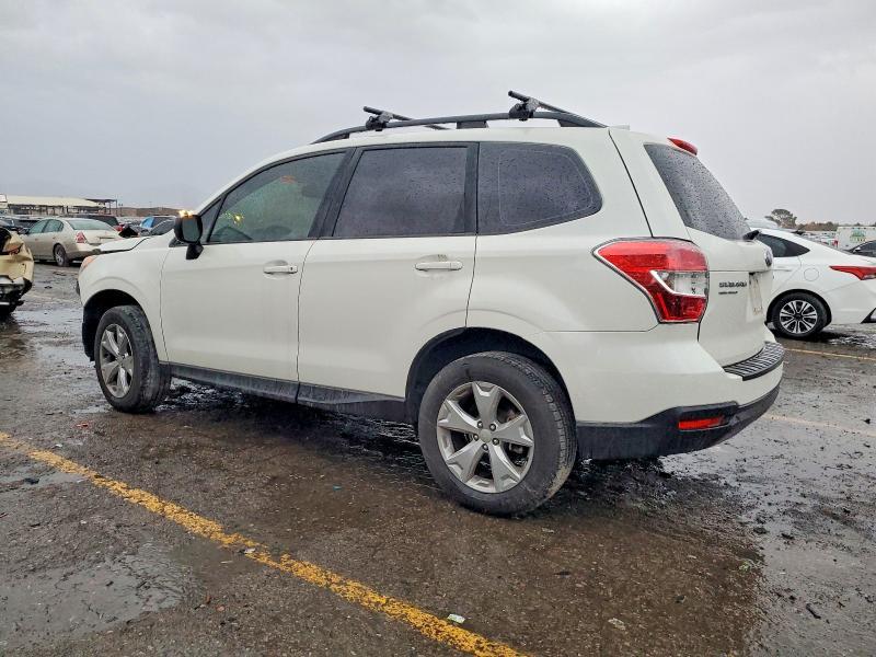 2016 Subaru Forester 2.5i