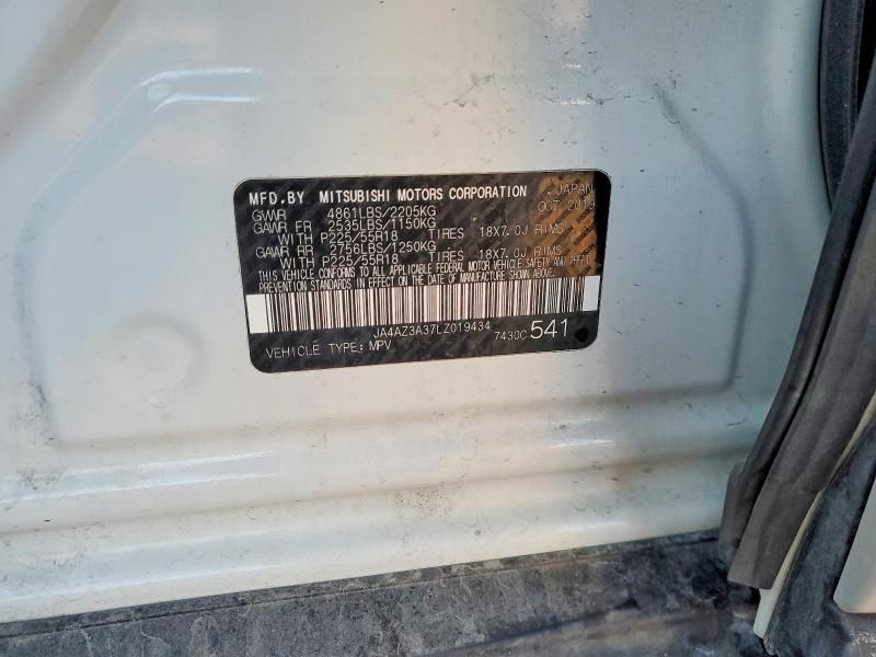 2020 Mitsubishi Outlander se