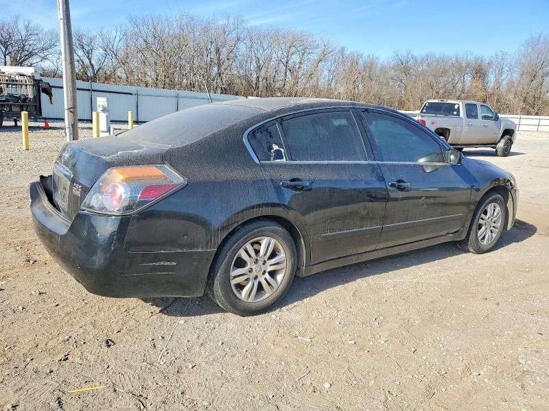 2011 Nissan Altima Base