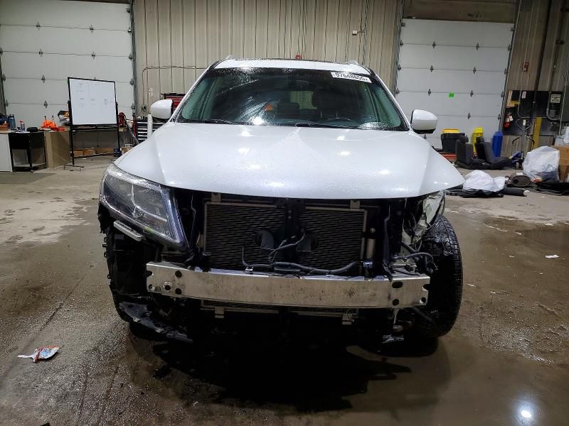 2016 Nissan Pathfinder s