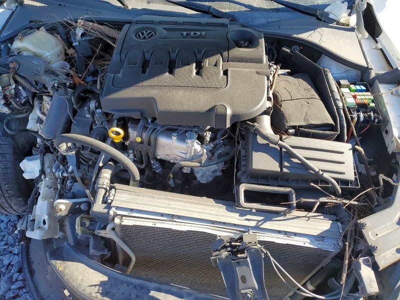 2015 Volkswagen Passat sel