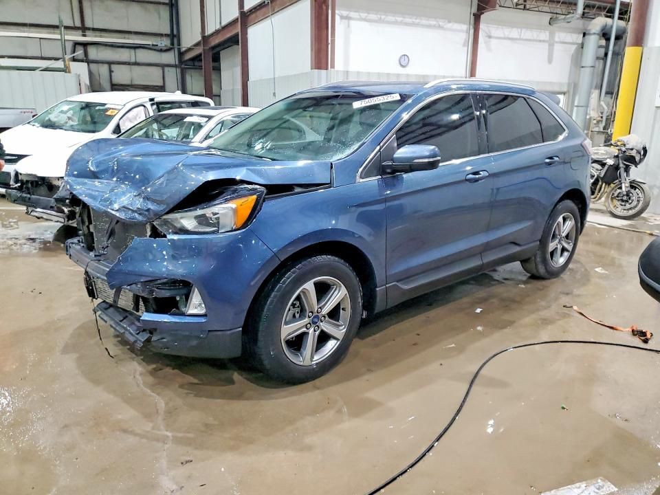 2019 Ford Edge sel