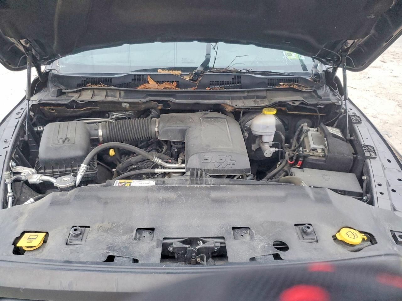 2022 Dodge Ram 1500 Classic slt