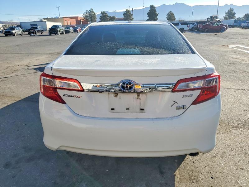 2012 Toyota Camry Hybrid xle