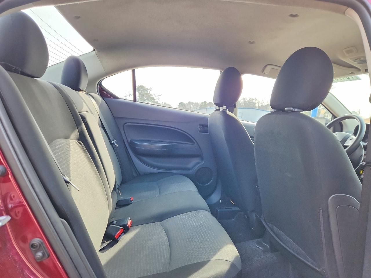 2021 Mitsubishi Mirage G4 es