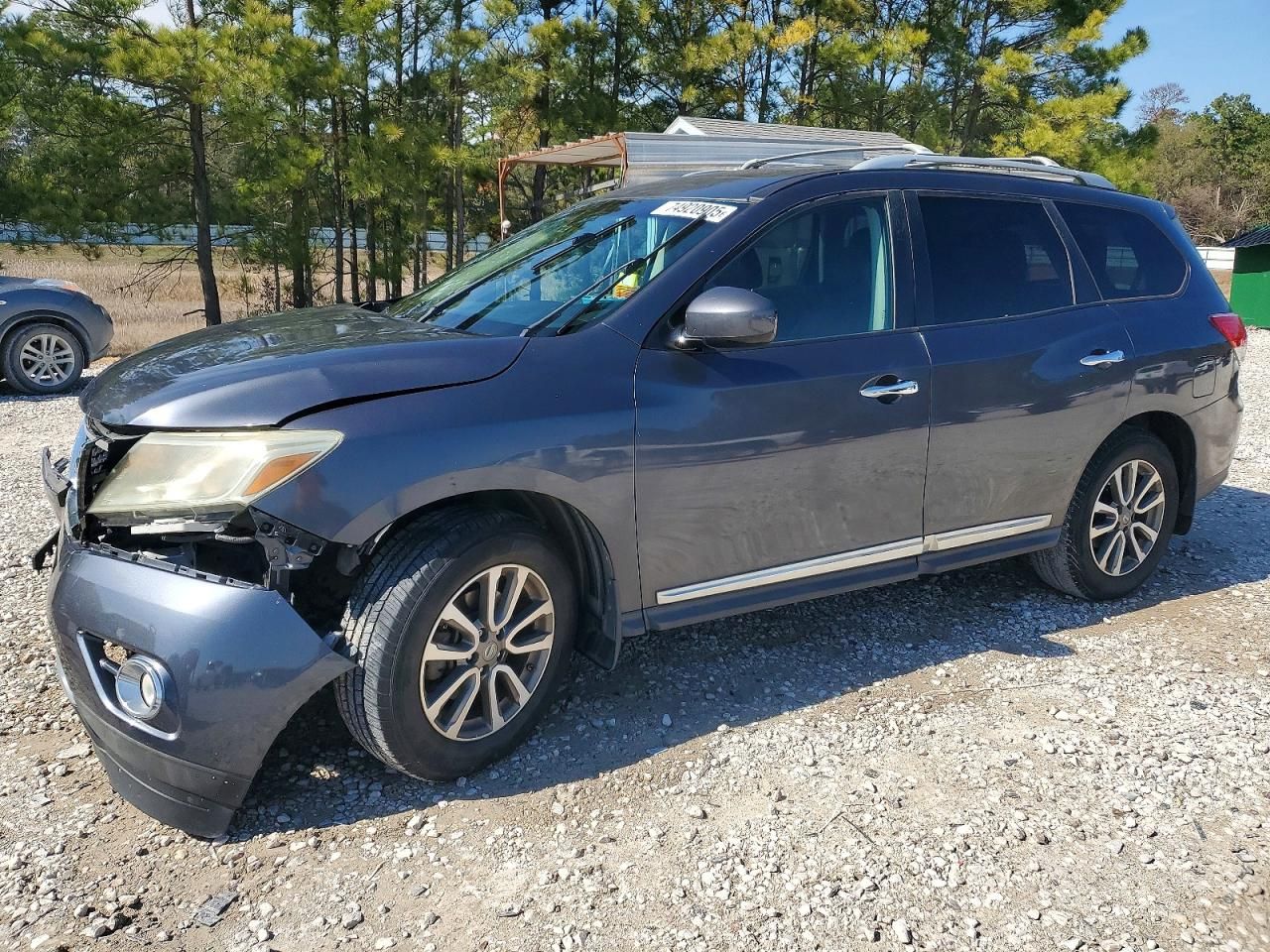 2013 Nissan Pathfinder s