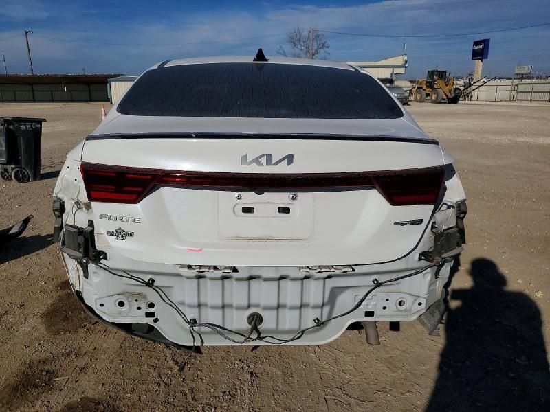 2024 KIA Forte gt Line