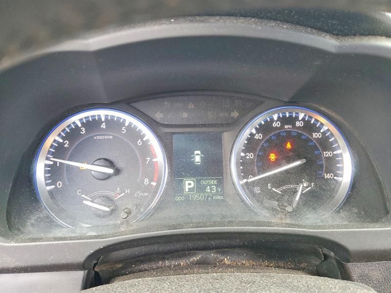 2015 Toyota Highlander le