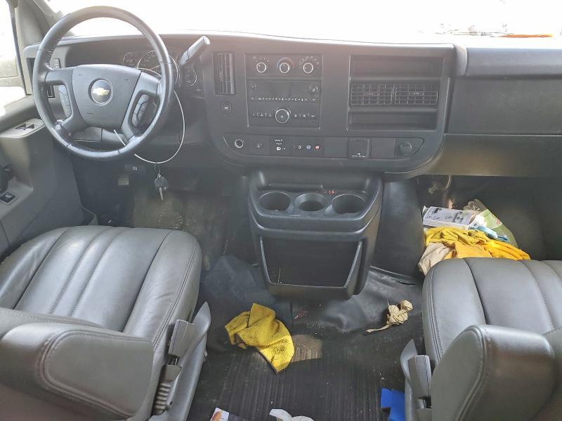 2020 Chevrolet Express G2500