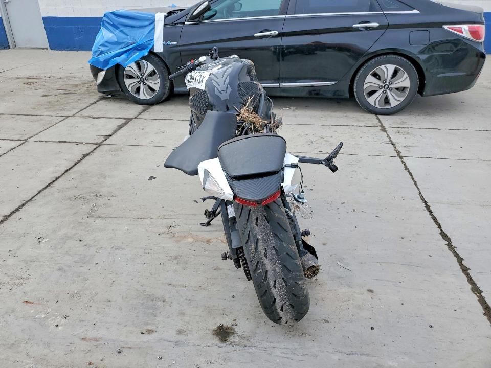 2024 Suzuki GSX-R750