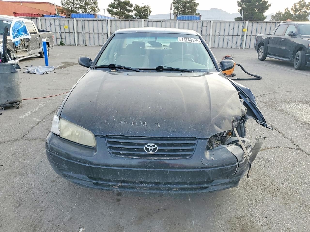 1998 Toyota Camry le